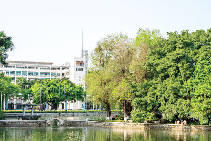 华南理工大学出国留学预备学院国际本科招生指南